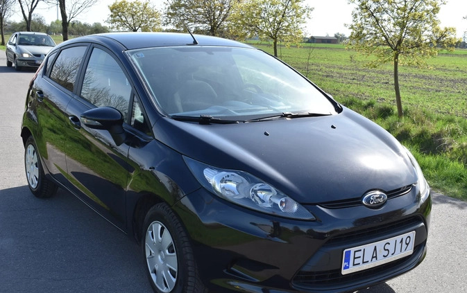 Ford Fiesta cena 21700 przebieg: 159160, rok produkcji 2009 z Łask małe 562